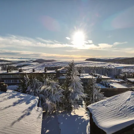5 Pers Au Pied Des Pistes Avec Wi-fi A Super - Fr-1-814-93 Apartment